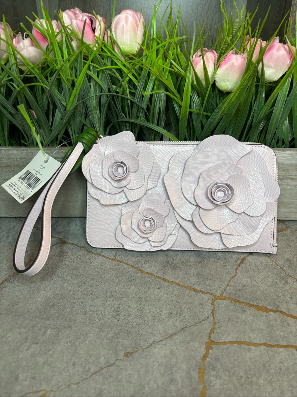 Kate Spade NWT limited Edition Floral  Wristlet Clutch - Light Pink